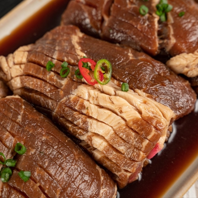 인터넷최저가 보장의 대용량 제주 흑돼지 왕구이!